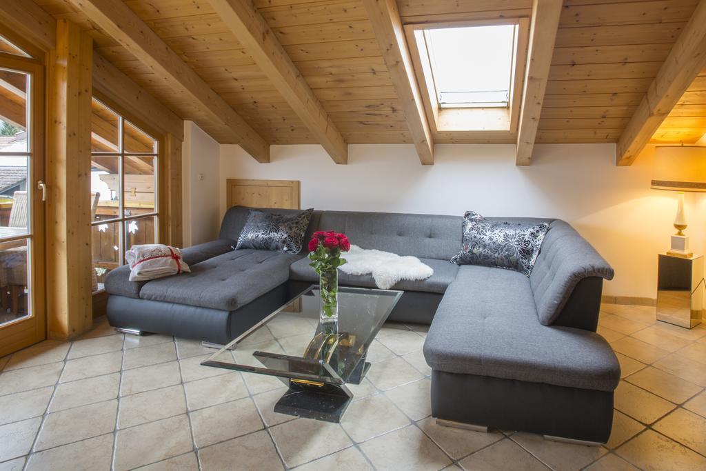 Ferienwohnung Golden Gapa Penthouse 1 Garmisch-Partenkirchen Zimmer foto